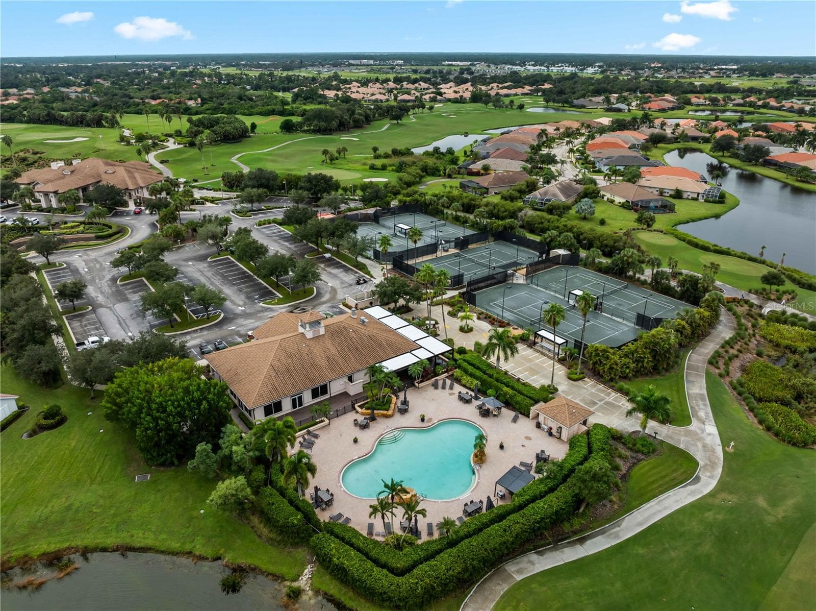 Clubhouse and Pool - 5130 LAUREL OAK CT, NORTH PORT