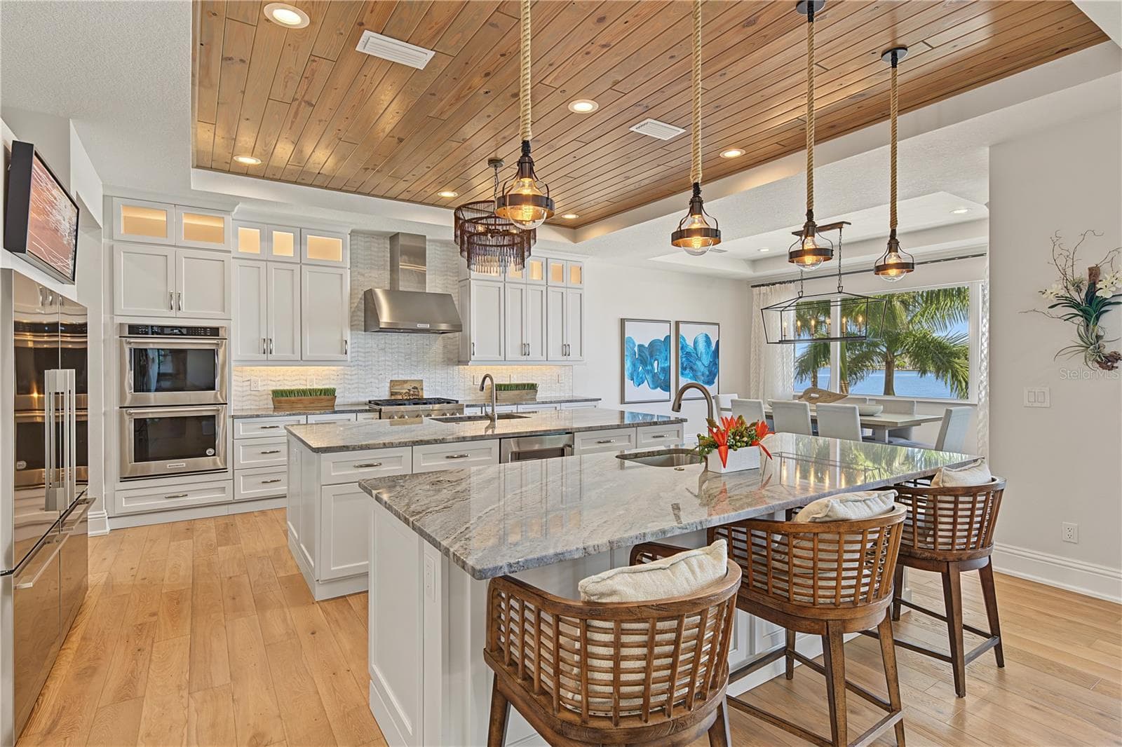 Single Family Residence at 7 PARADISE LN, TREASURE ISLAND, photo 16 of 100