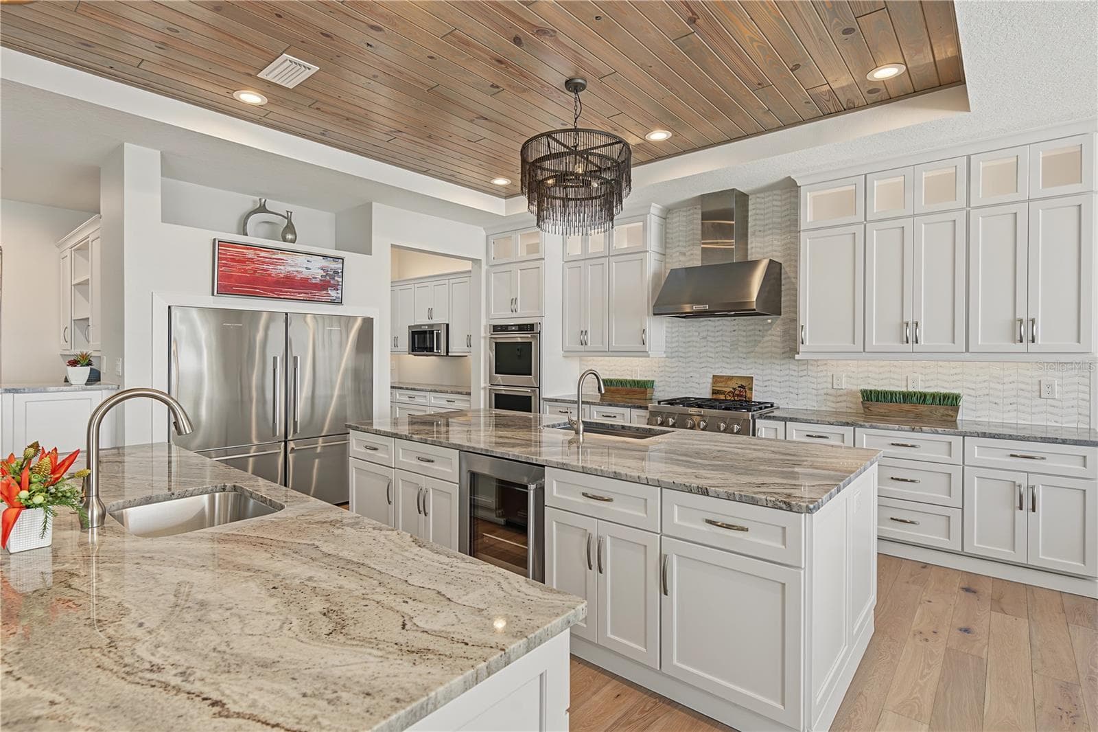 Single Family Residence at 7 PARADISE LN, TREASURE ISLAND, photo 19 of 100