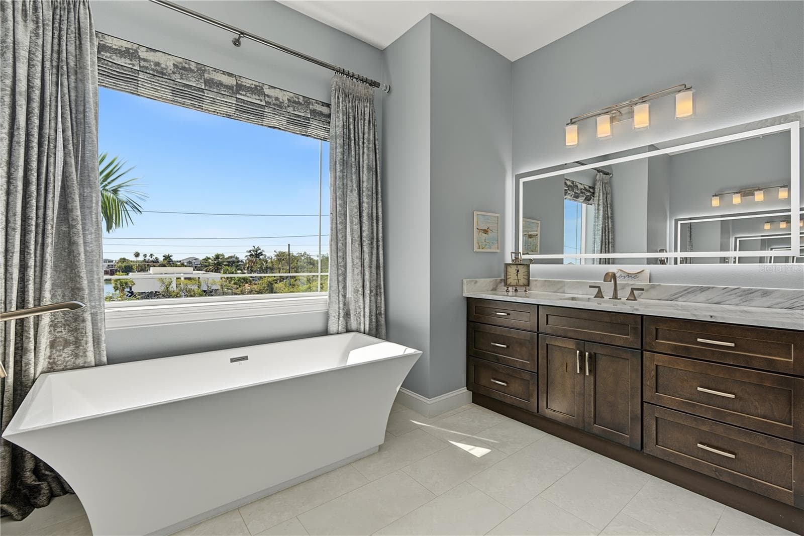 Single Family Residence at 7 PARADISE LN, TREASURE ISLAND, photo 51 of 100