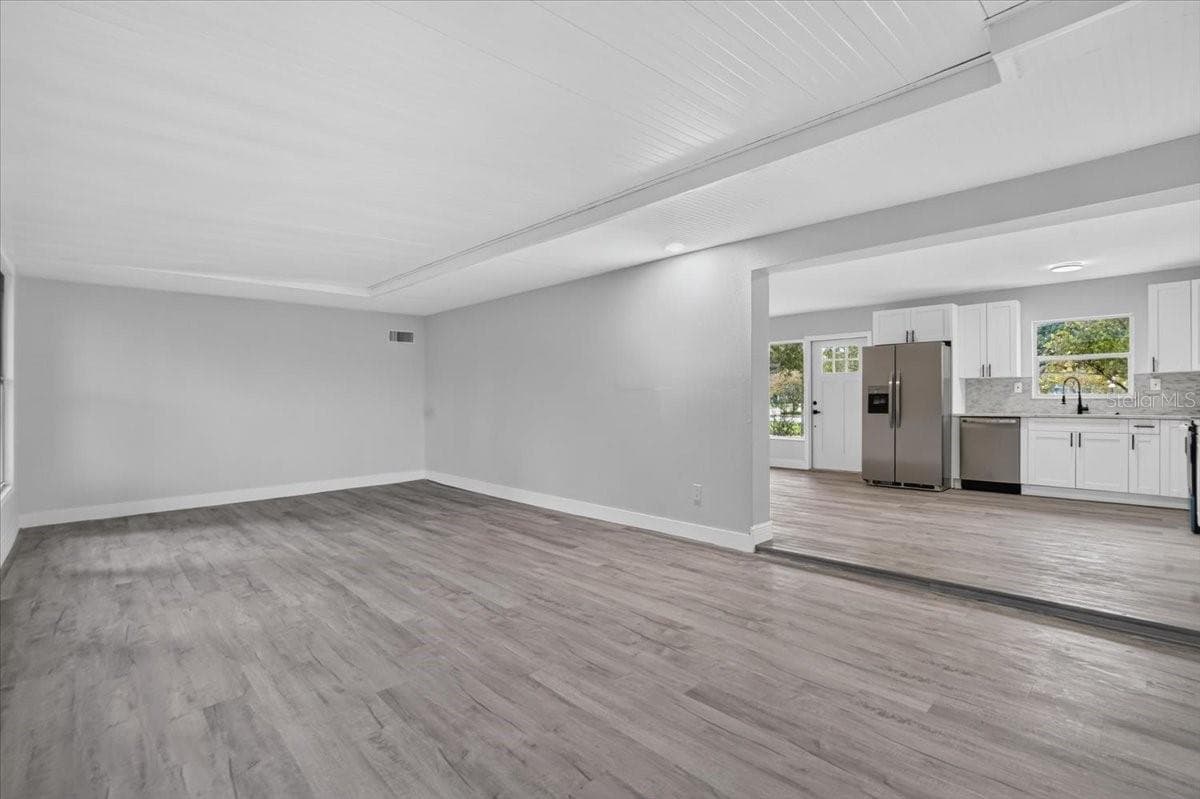Single Family Residence at 6810 DR MARTIN LUTHER KING JR ST N, ST PETERSBURG, photo 20 of 33