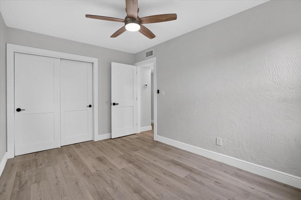 Single Family Residence at 6810 DR MARTIN LUTHER KING JR ST N, ST PETERSBURG, photo 27 of 33