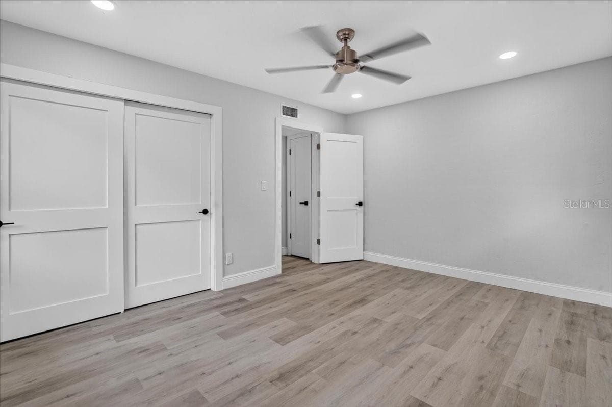 Single Family Residence at 6810 DR MARTIN LUTHER KING JR ST N, ST PETERSBURG, photo 30 of 33