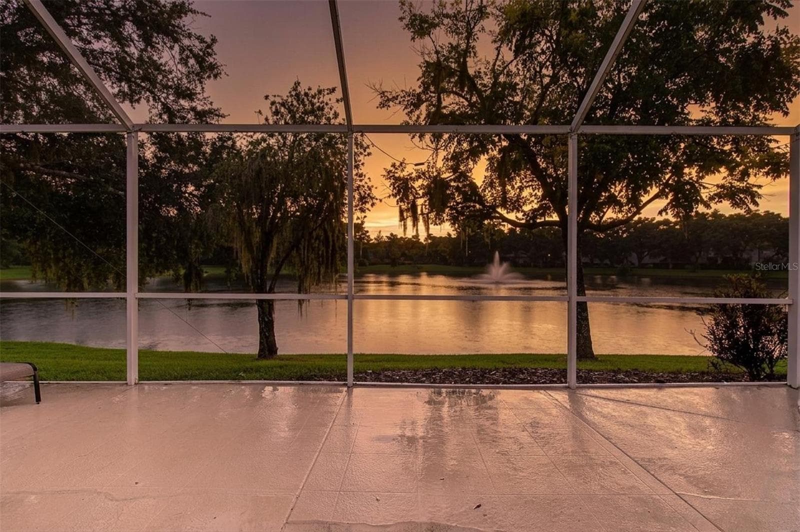 Night time pond view - this is where you can have your romantic dinners! - 8417 FENWICK AVE, TAMPA