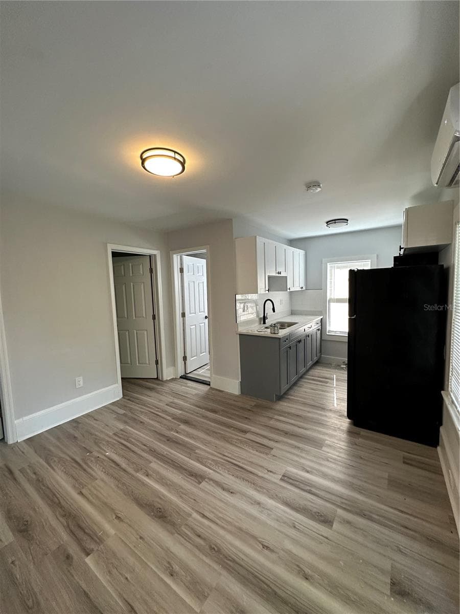 Single Family Residence at 1021 E CAYUGA ST, TAMPA, photo 17 of 35