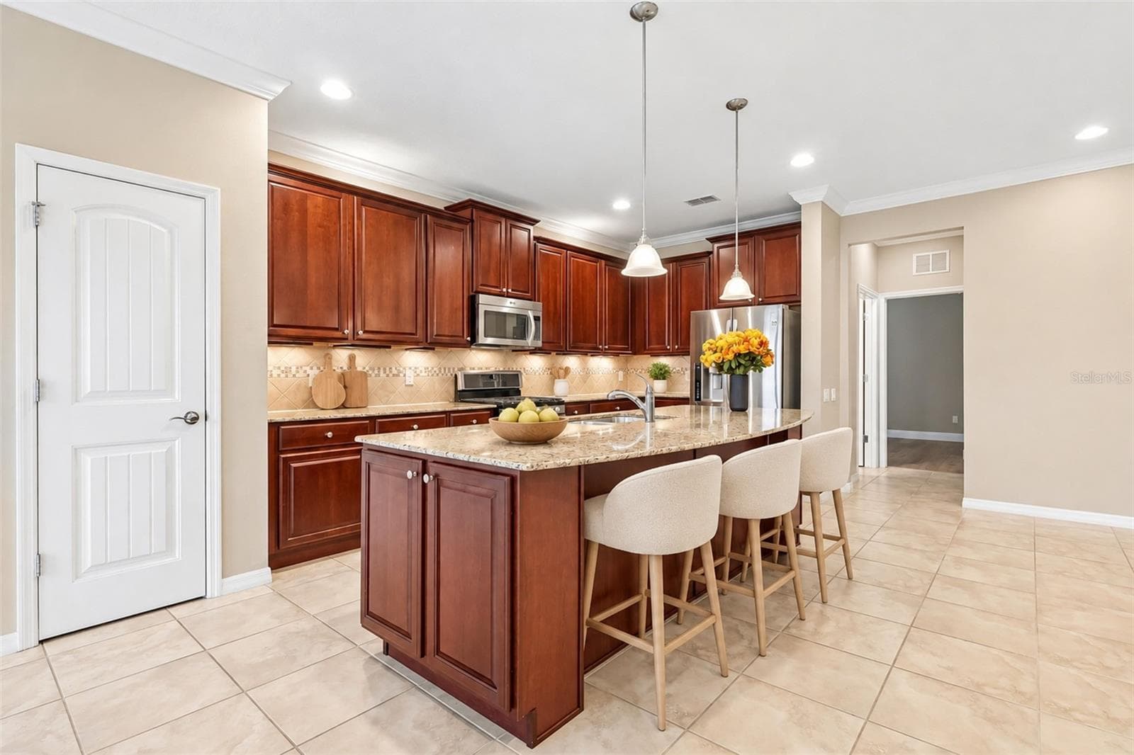 Single Family Residence at 123 MAGELLAN CT, DAVENPORT, photo 24 of 135