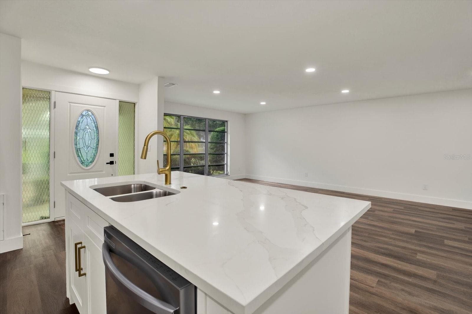 Kitchen - 2661 PEBBLE BEACH DR, CLEARWATER
