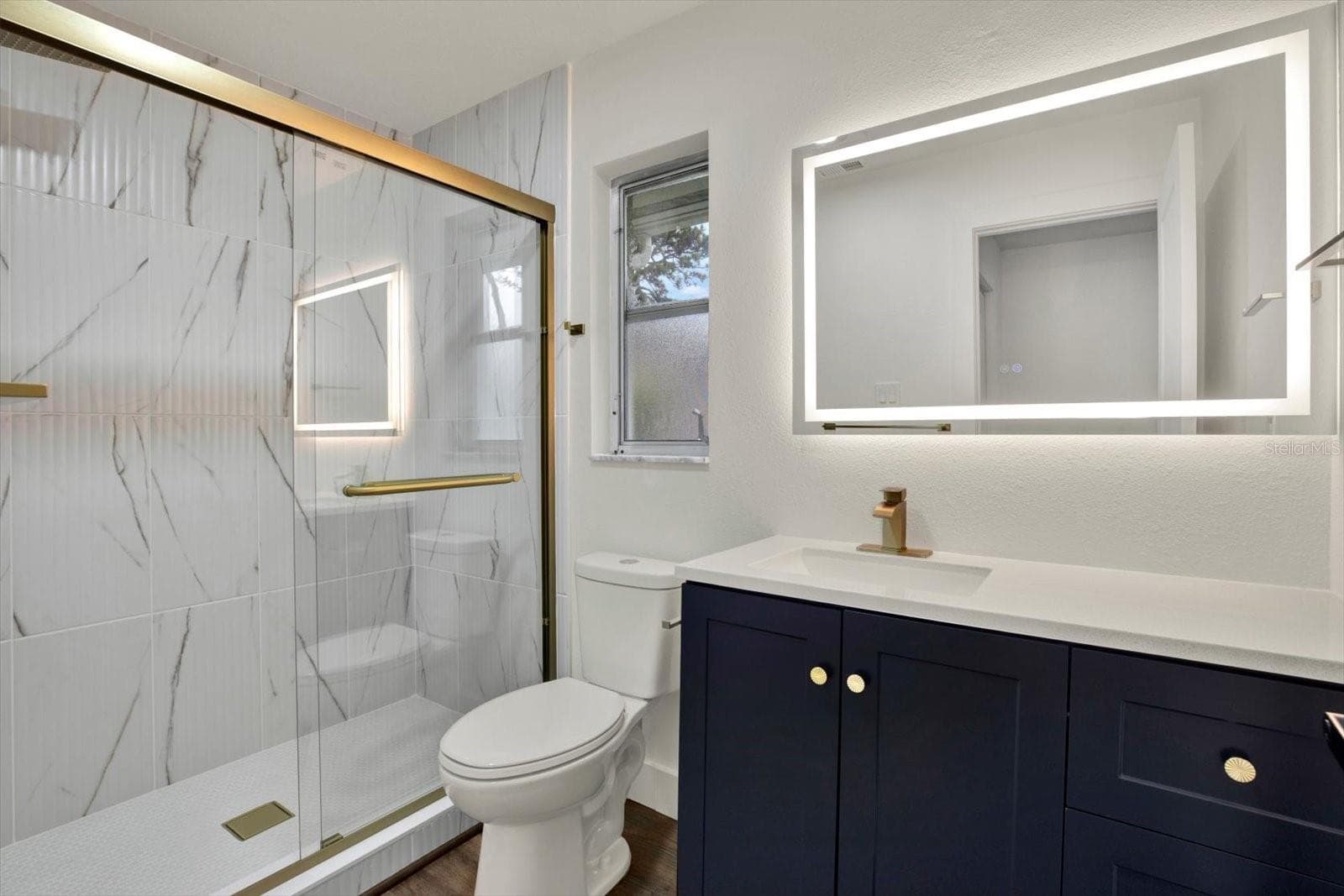 Primary bathroom - 2661 PEBBLE BEACH DR, CLEARWATER