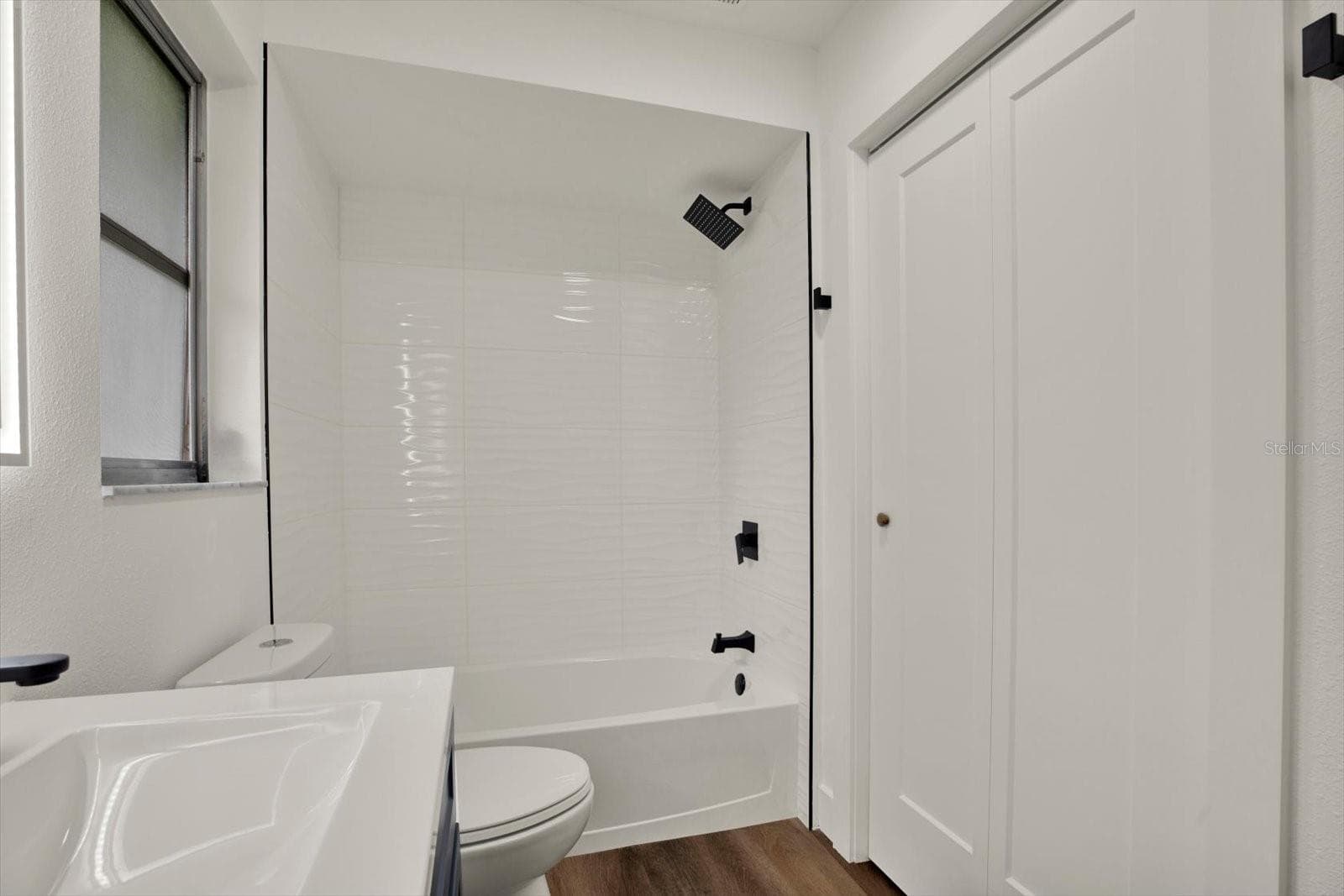 Guest bathroom - 2661 PEBBLE BEACH DR, CLEARWATER