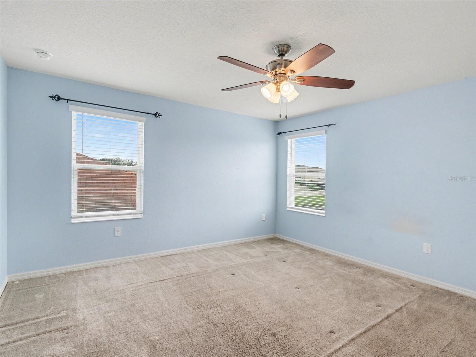 Single Family Residence at 10439 LAGUNA PLAINS DR, RIVERVIEW, photo 18 of 53