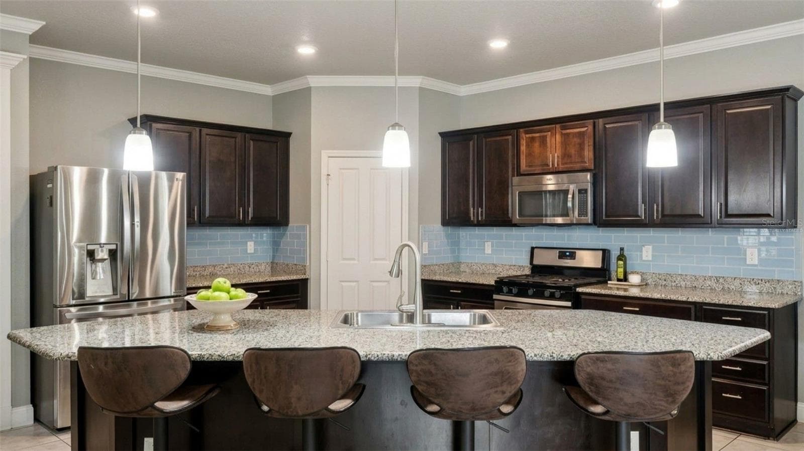 Virtually staged - 14825 PORTER RD, WINTER GARDEN