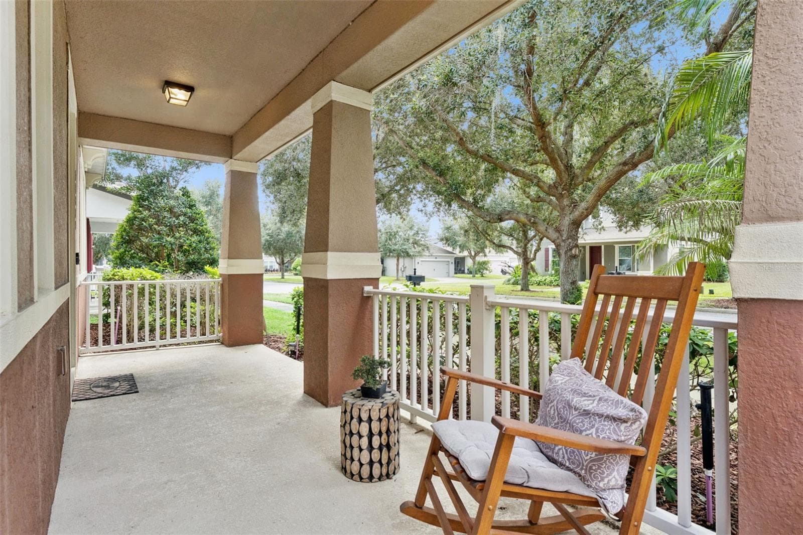 Enjoy the Front patio - 14825 PORTER RD, WINTER GARDEN