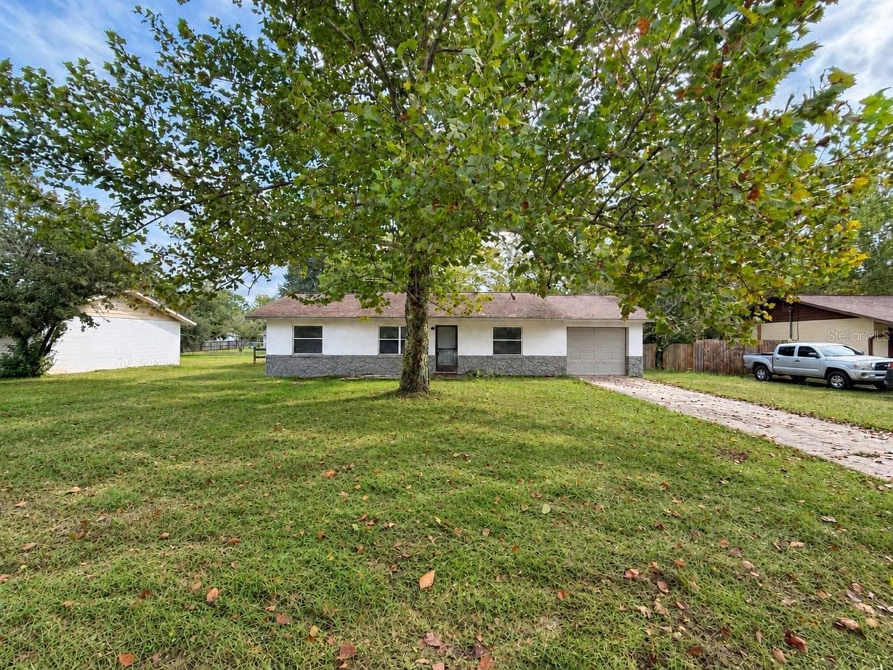 Single Family Residence at 4305 NE 25TH AVE, OCALA, photo 2 of 31