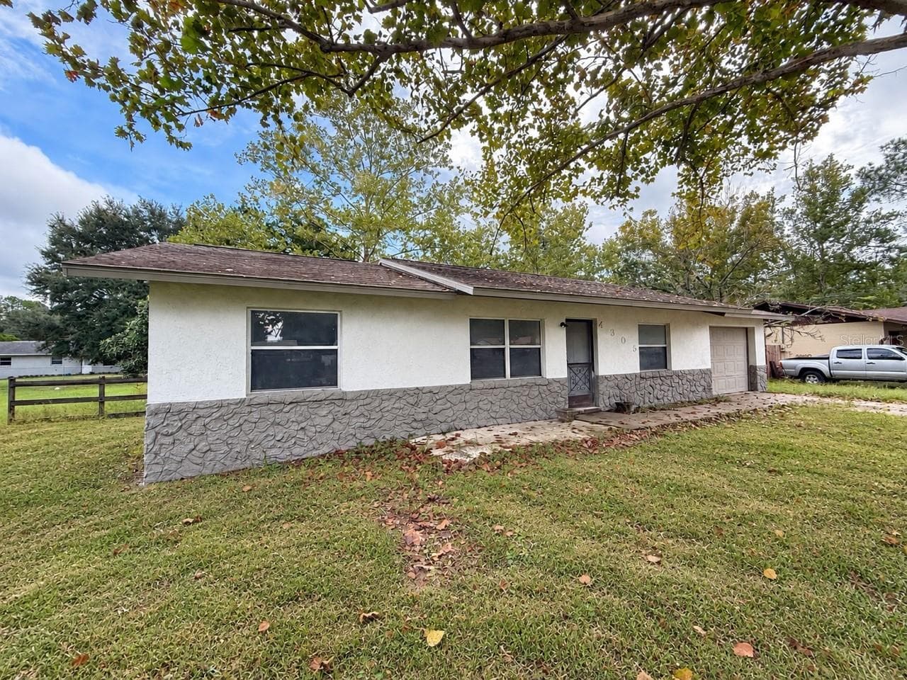 Single Family Residence at 4305 NE 25TH AVE, OCALA, photo 5 of 31