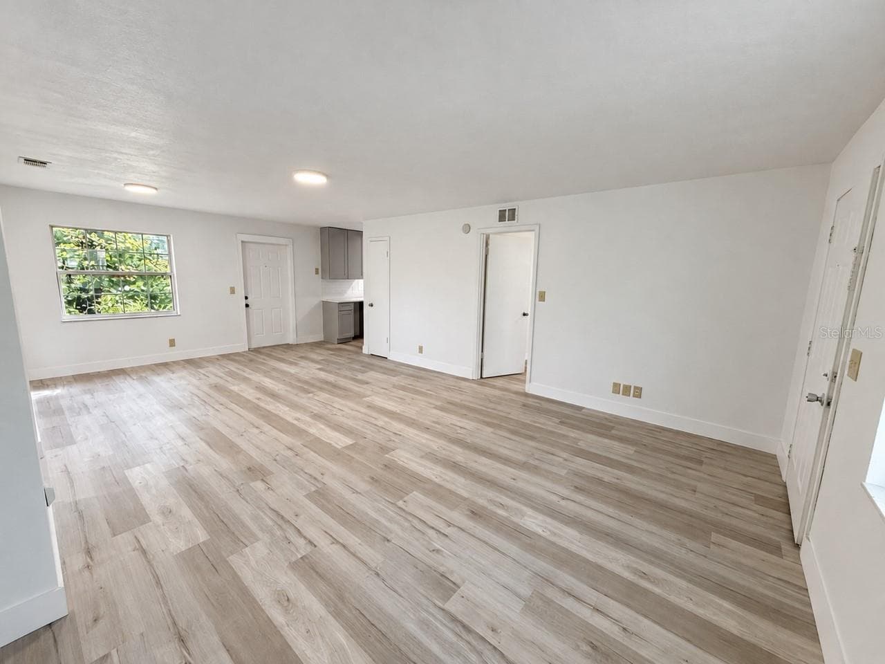 Single Family Residence at 4305 NE 25TH AVE, OCALA, photo 12 of 31