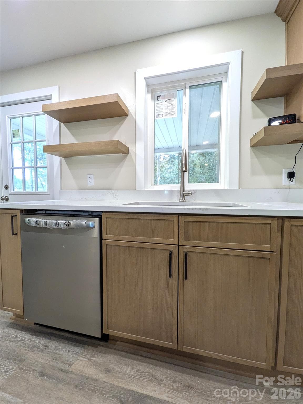 Single Family Residence at 115 Church View Drive, Lawndale, photo 5 of 44