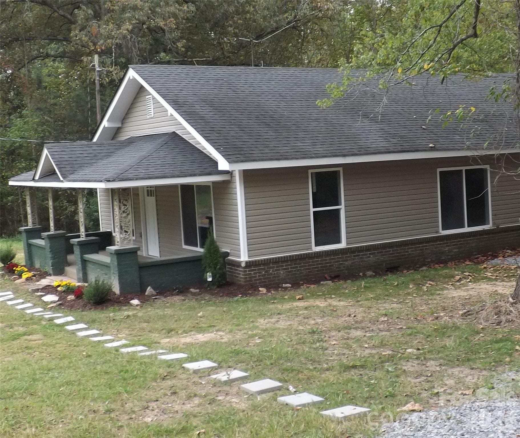 Single Family Residence at 115 Church View Drive, Lawndale, photo 34 of 44