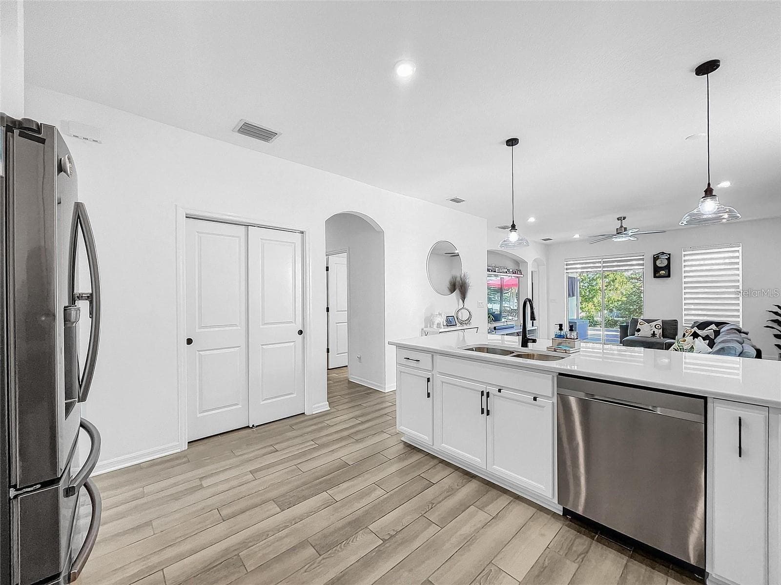 Single Family Residence at 34208 EVERGREEN HILL CT, WESLEY CHAPEL, photo 11 of 46