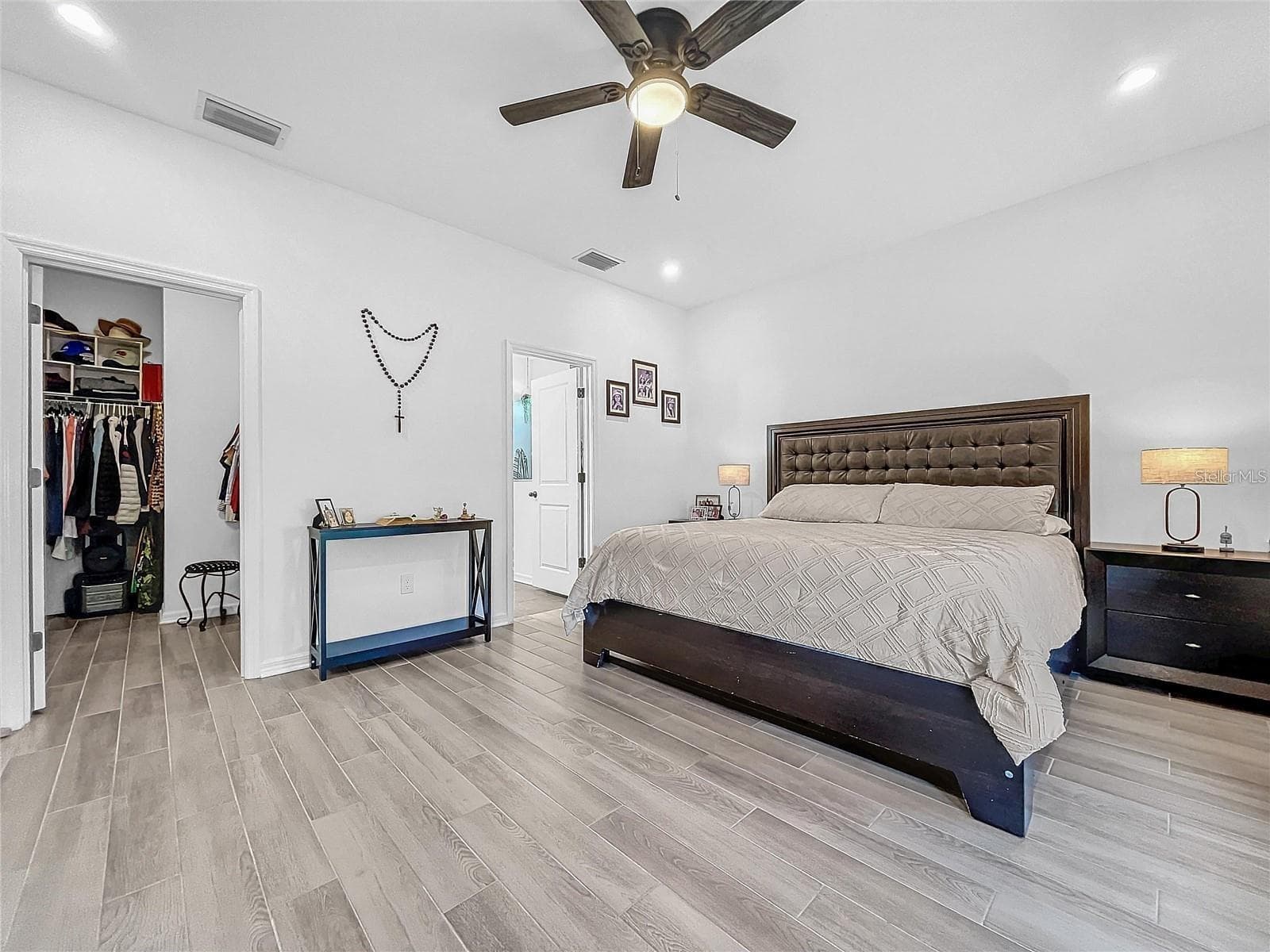 Single Family Residence at 34208 EVERGREEN HILL CT, WESLEY CHAPEL, photo 18 of 46