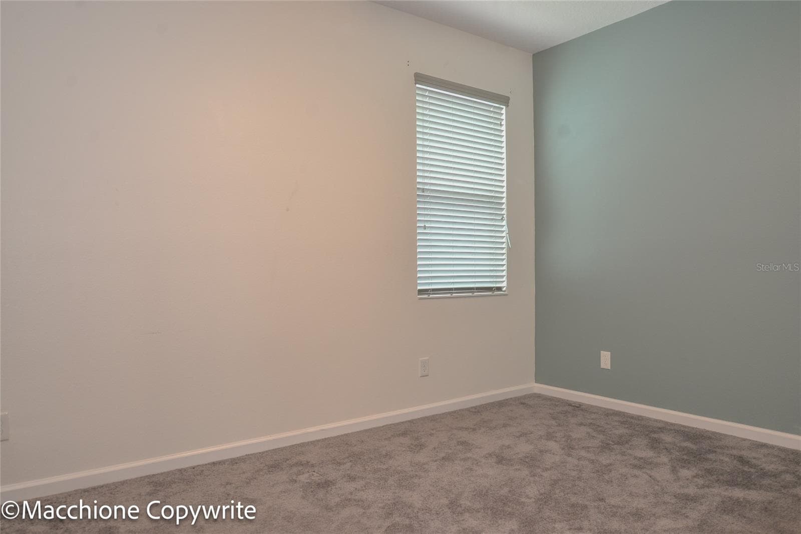 Single Family Residence at 640 FORTUNA DR, DAVENPORT, photo 9 of 15