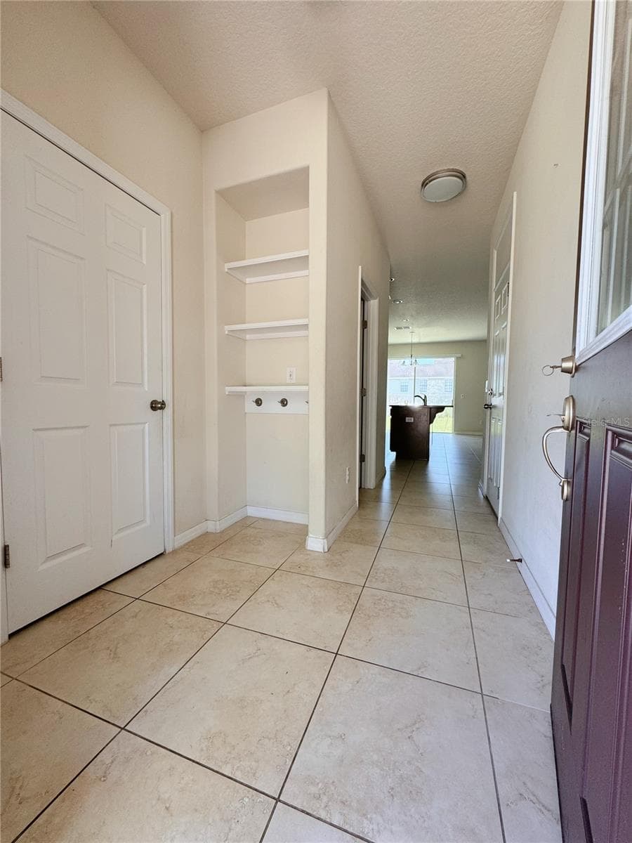 Single Family Residence at 2428 CHATEAU LOOP, KISSIMMEE, photo 5 of 42