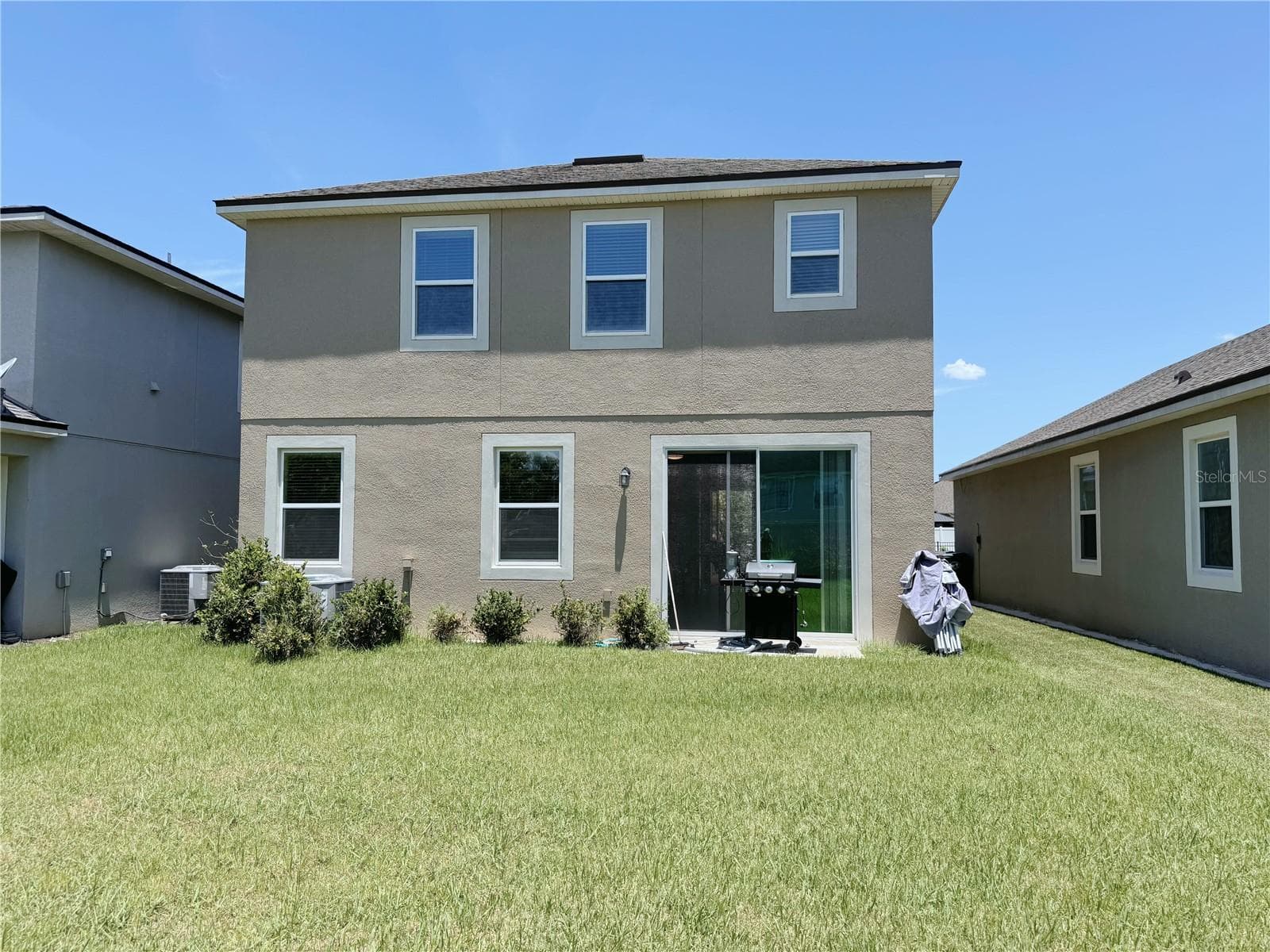 Single Family Residence at 2428 CHATEAU LOOP, KISSIMMEE, photo 30 of 42