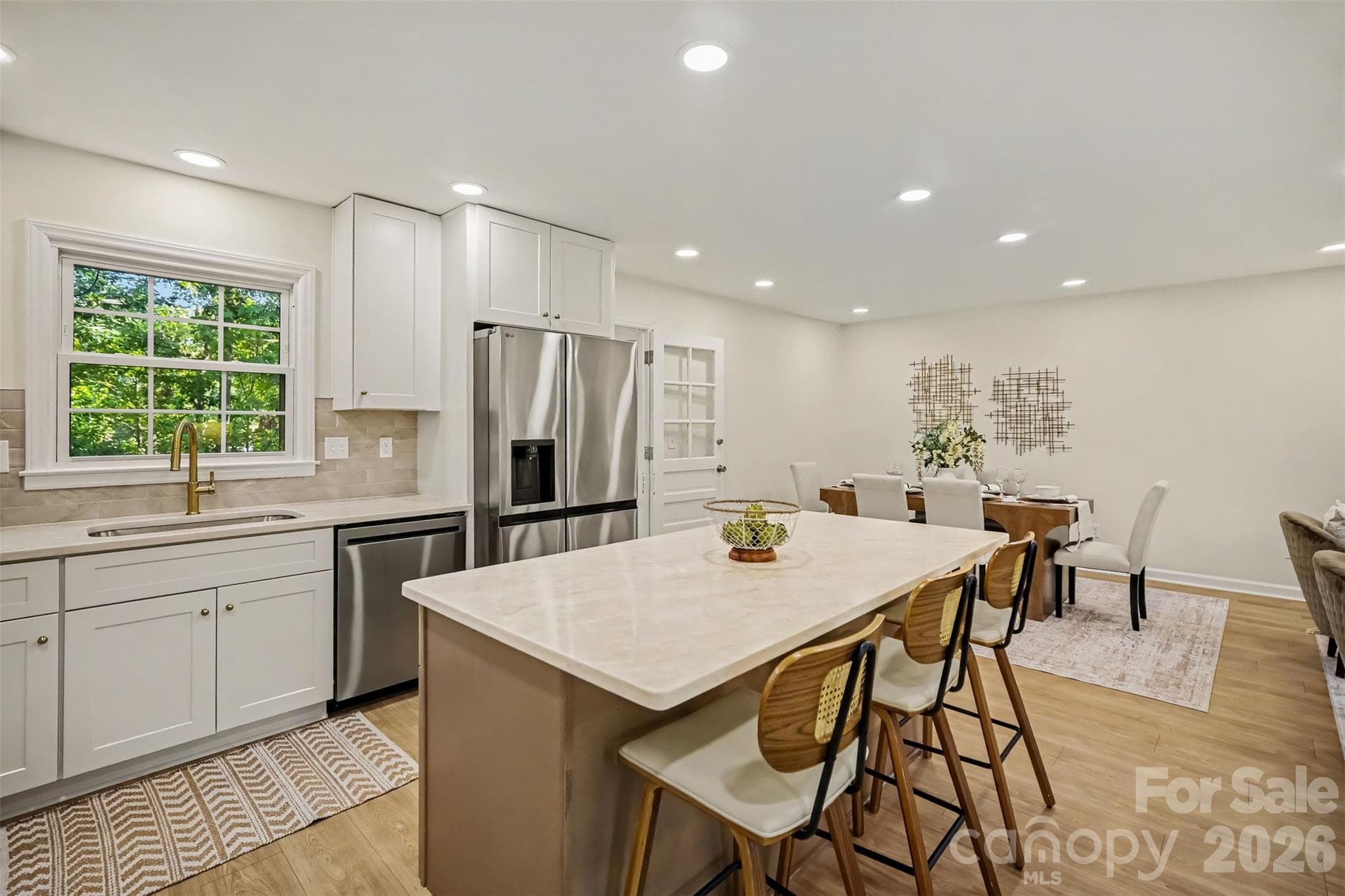 Kitchen area - Charlotte