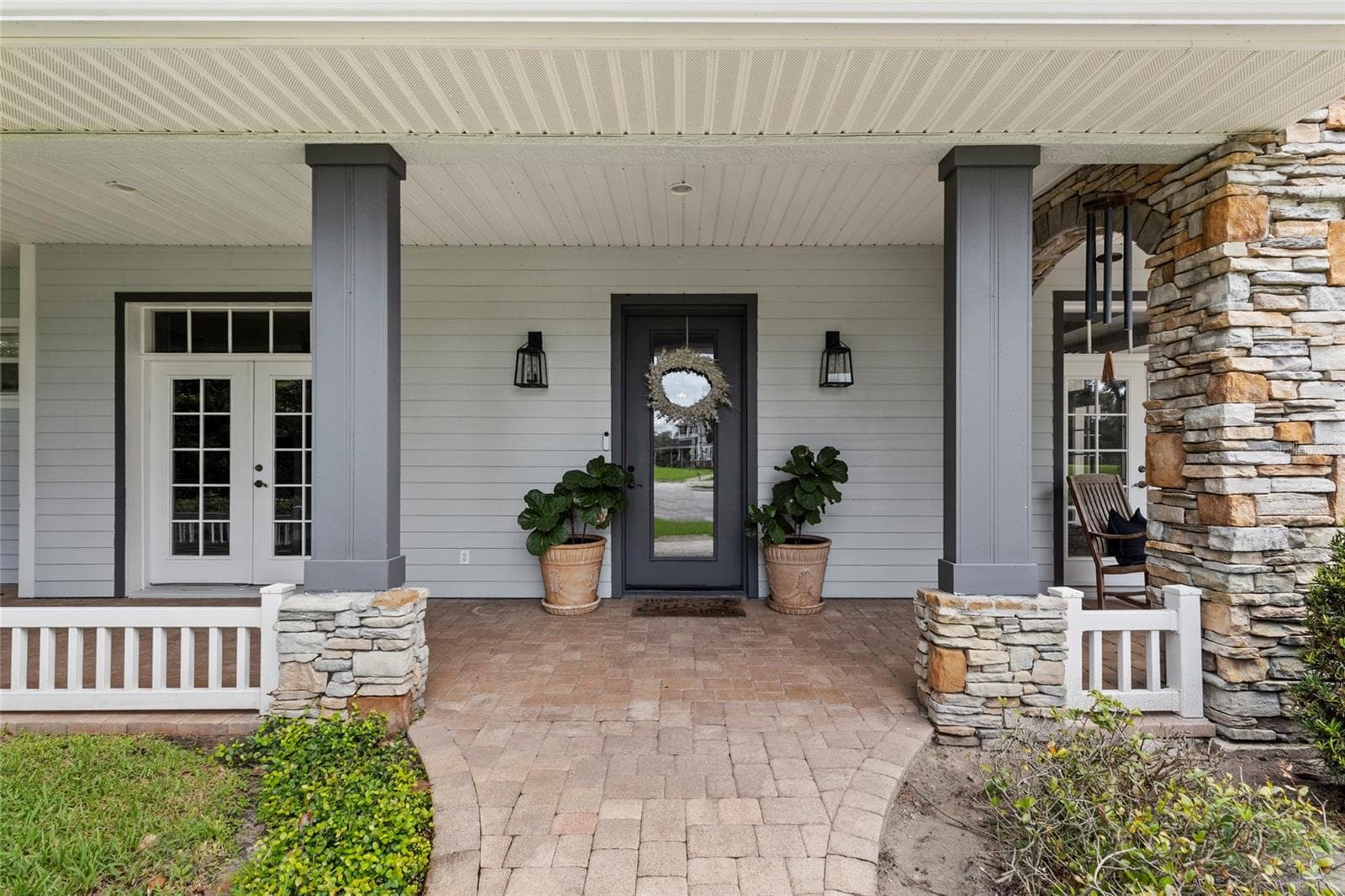 Single Family Residence at 19601 EAGLE CREST DR, LUTZ, photo 9 of 104