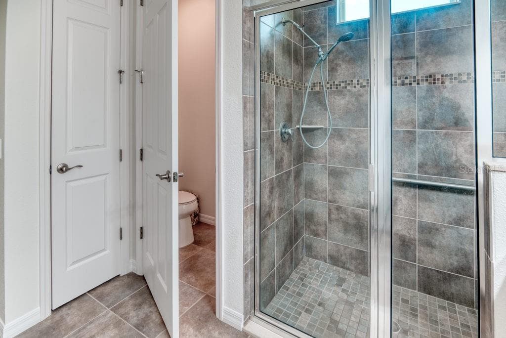 LINEN & COMMODE Closet - 3432 FALLBROOK DR, POINCIANA