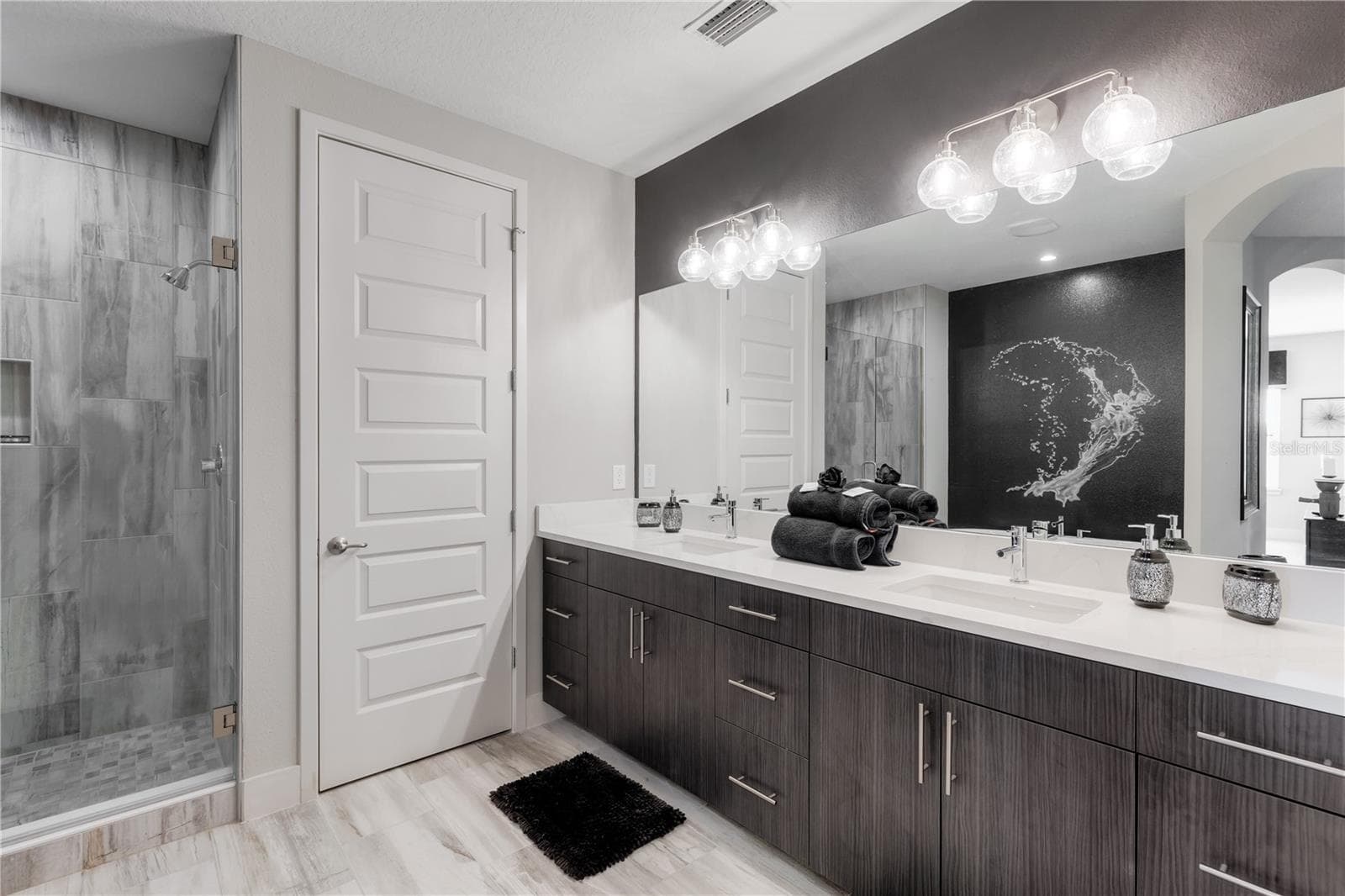 Single Family Residence at 1039 JACK NICKLAUS CT, KISSIMMEE, photo 16 of 96