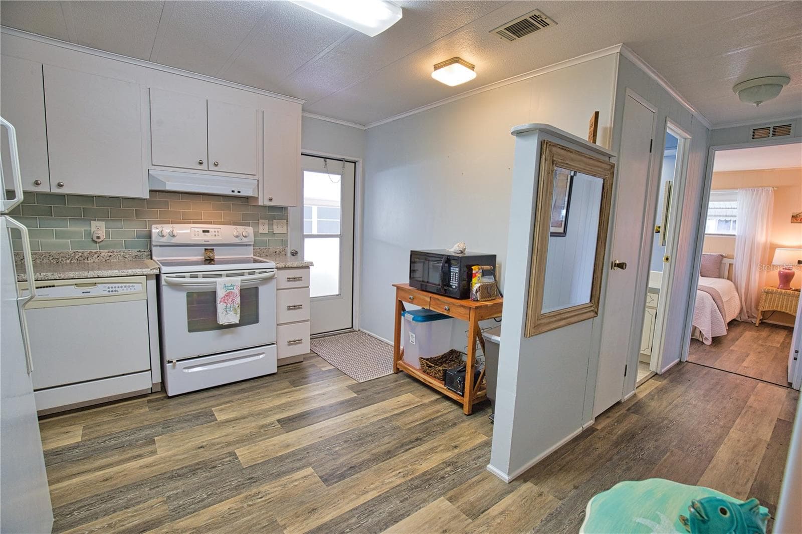 Manufactured Home at 236 N FIJI CIR, ENGLEWOOD, photo 17 of 45