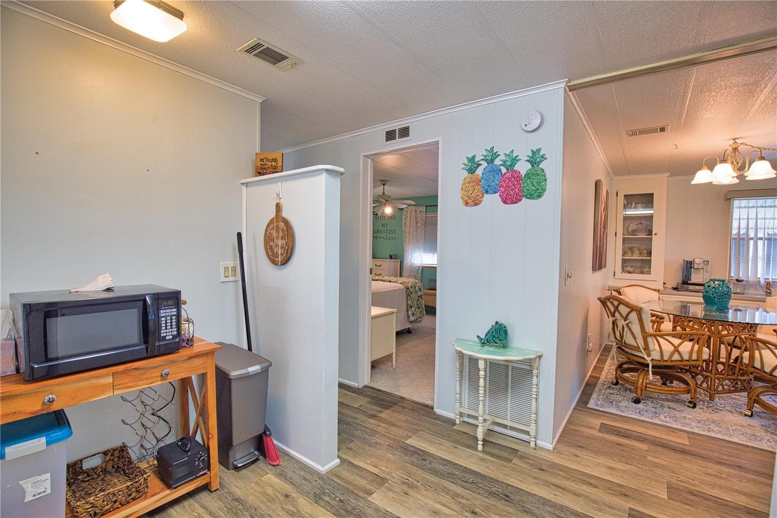 Manufactured Home at 236 N FIJI CIR, ENGLEWOOD, photo 19 of 45