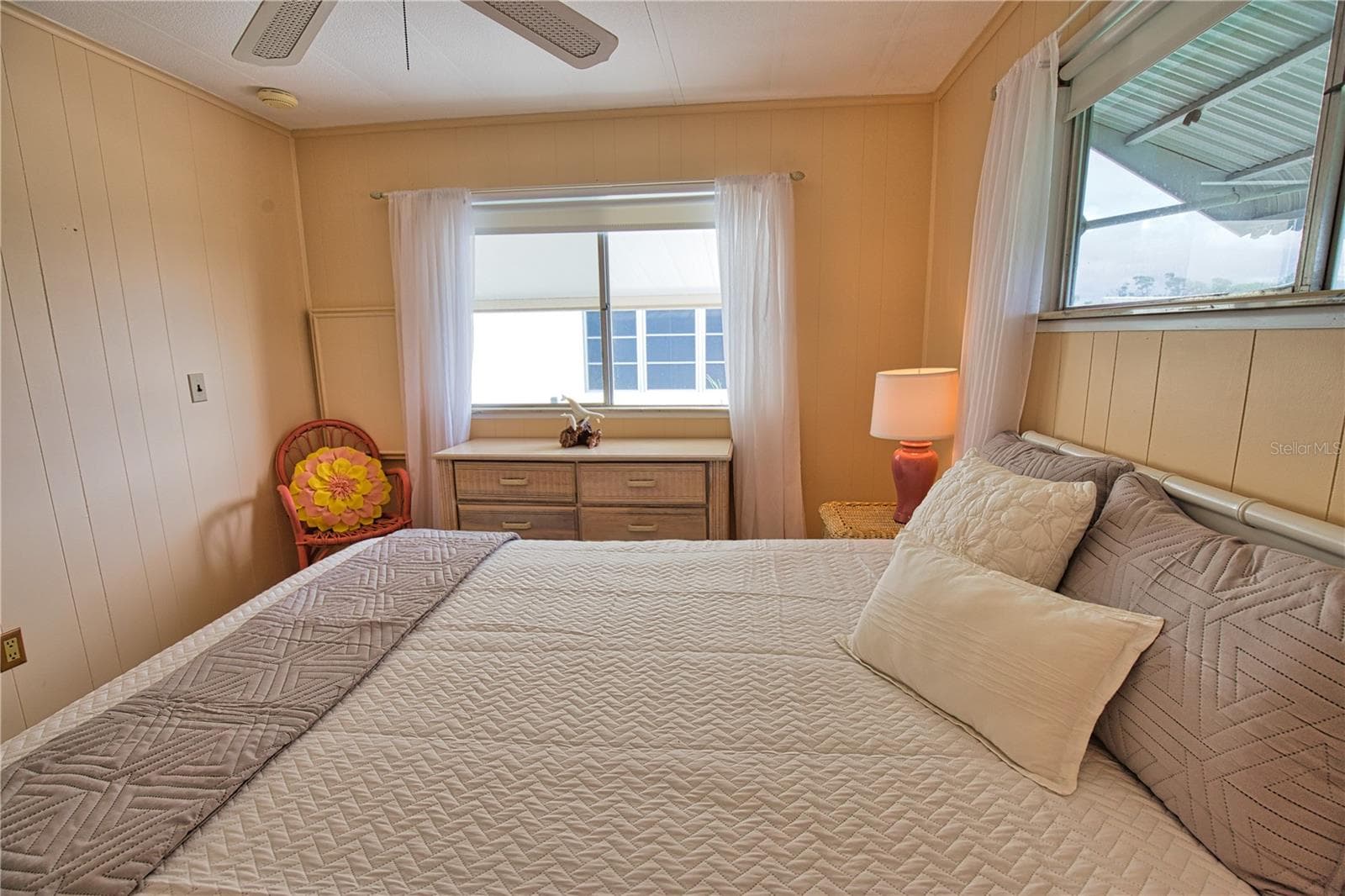Manufactured Home at 236 N FIJI CIR, ENGLEWOOD, photo 25 of 45
