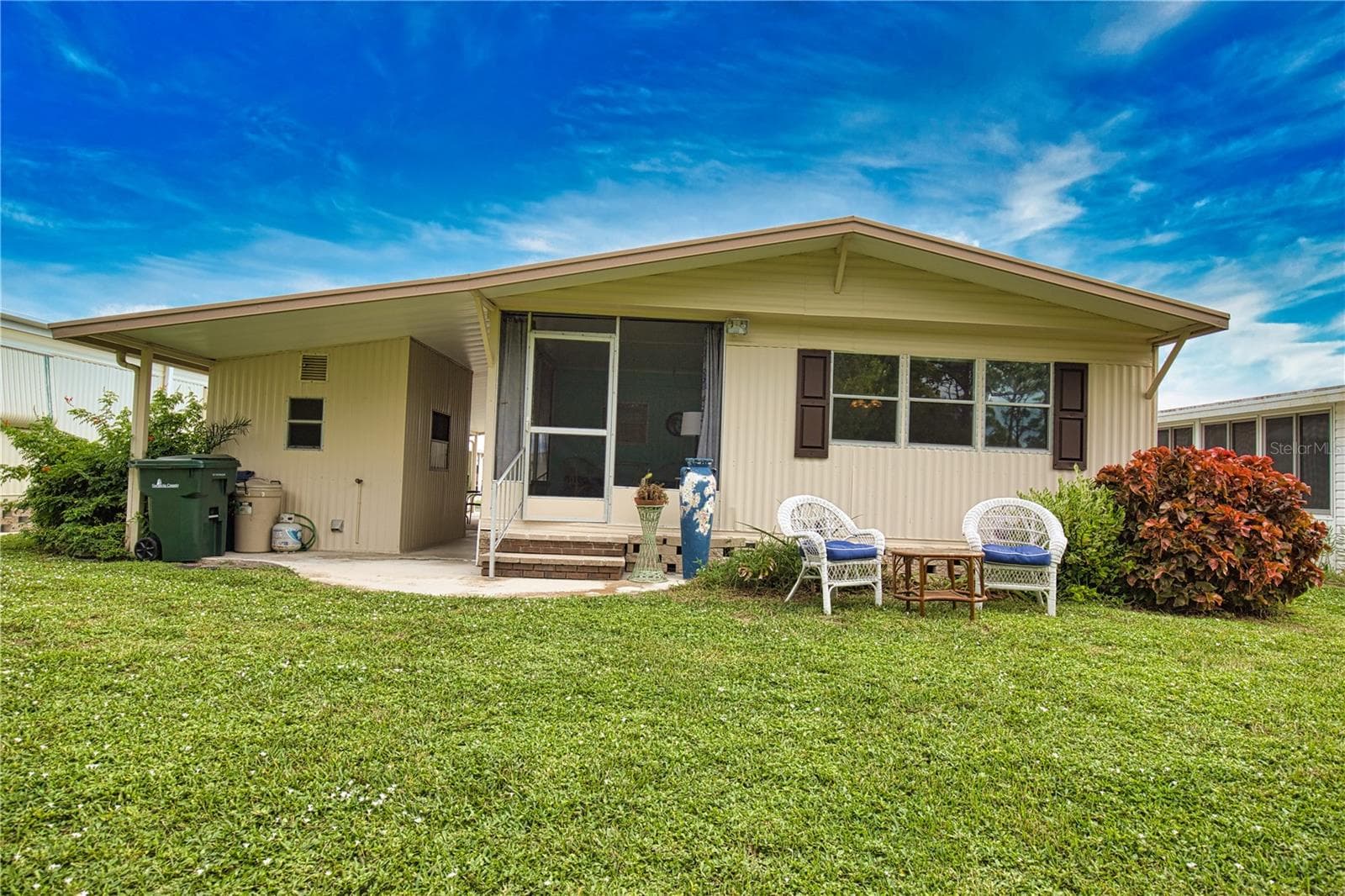 Manufactured Home at 236 N FIJI CIR, ENGLEWOOD, photo 35 of 45