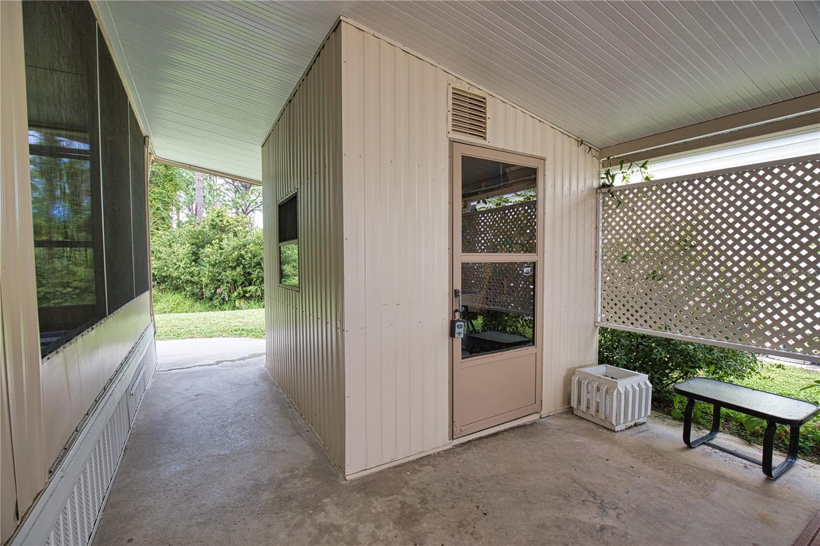 Manufactured Home at 236 N FIJI CIR, ENGLEWOOD, photo 39 of 45
