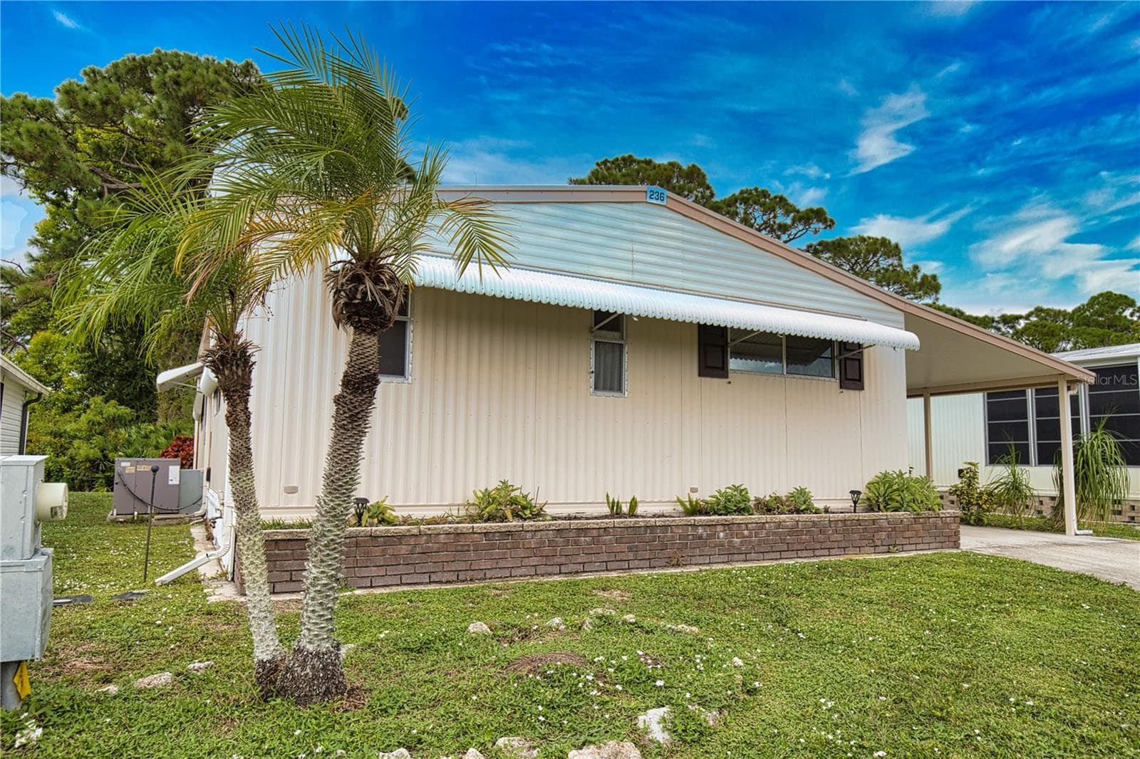 Manufactured Home at 236 N FIJI CIR, ENGLEWOOD, photo 44 of 45