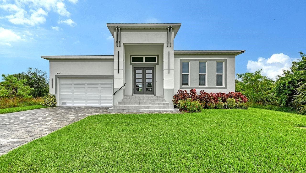 Single Family Residence at 8147 TRACY CIR, PORT CHARLOTTE, photo 5 of 41