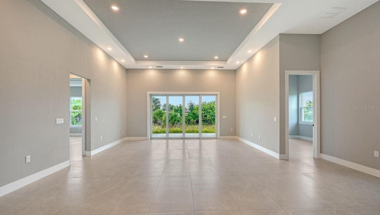 Single Family Residence at 8147 TRACY CIR, PORT CHARLOTTE, photo 13 of 41
