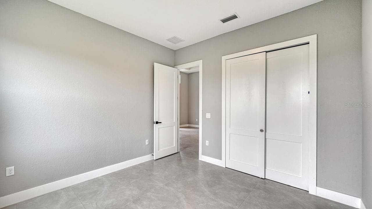 Single Family Residence at 8147 TRACY CIR, PORT CHARLOTTE, photo 24 of 41