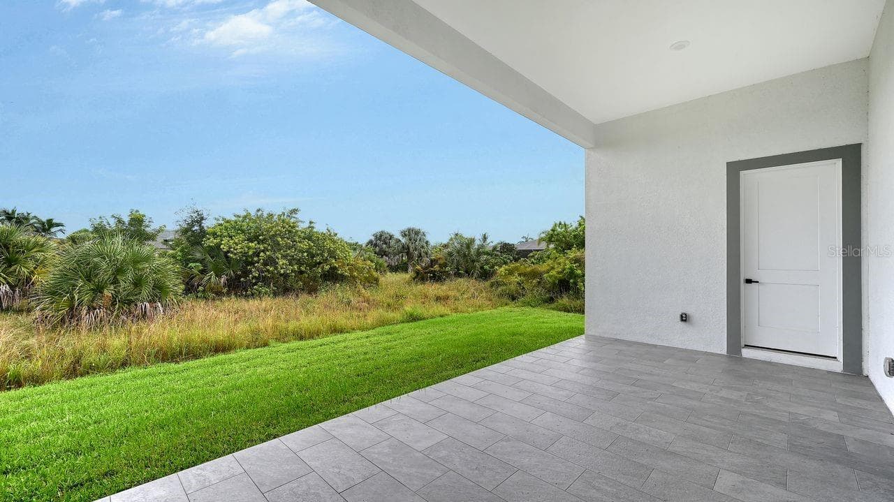 Single Family Residence at 8147 TRACY CIR, PORT CHARLOTTE, photo 31 of 41