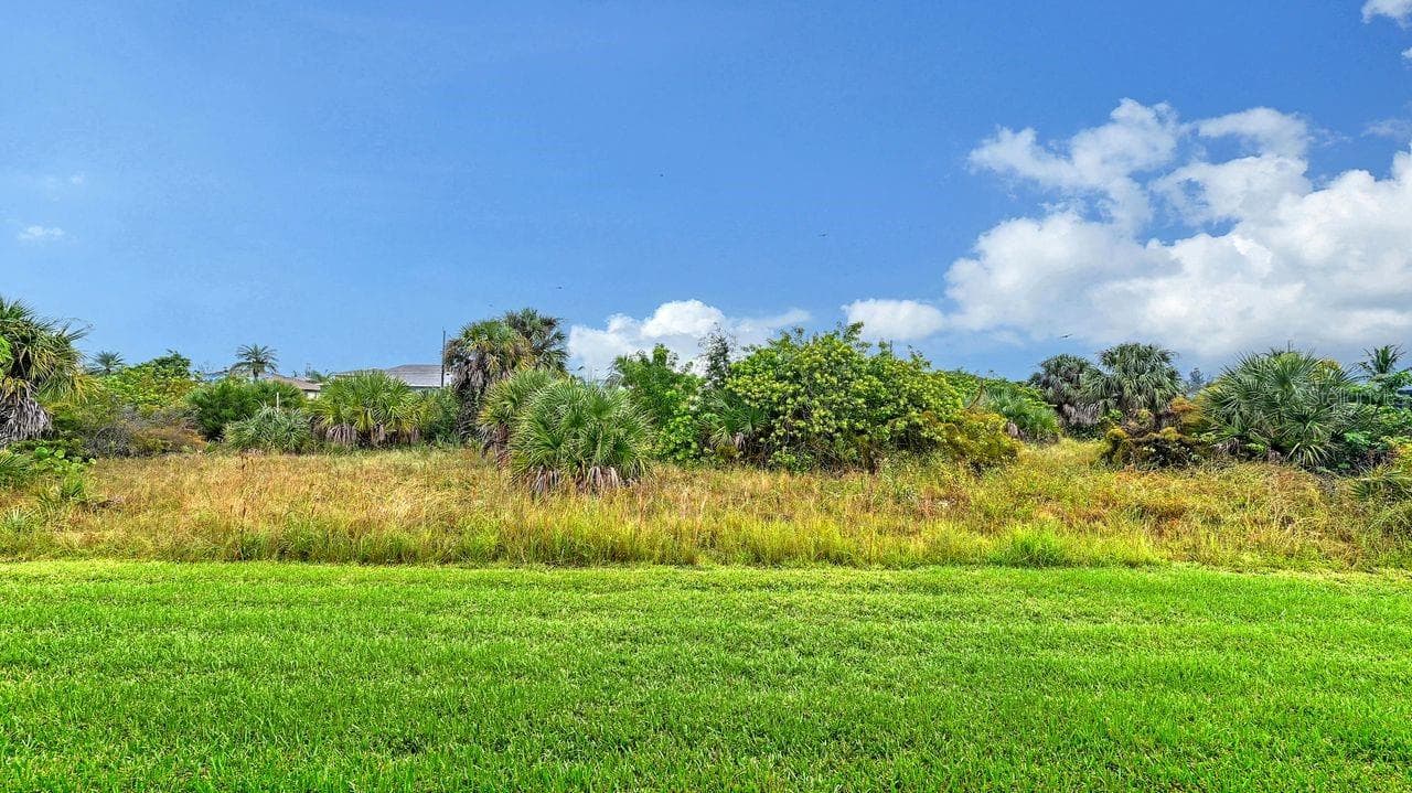 Single Family Residence at 8147 TRACY CIR, PORT CHARLOTTE, photo 32 of 41
