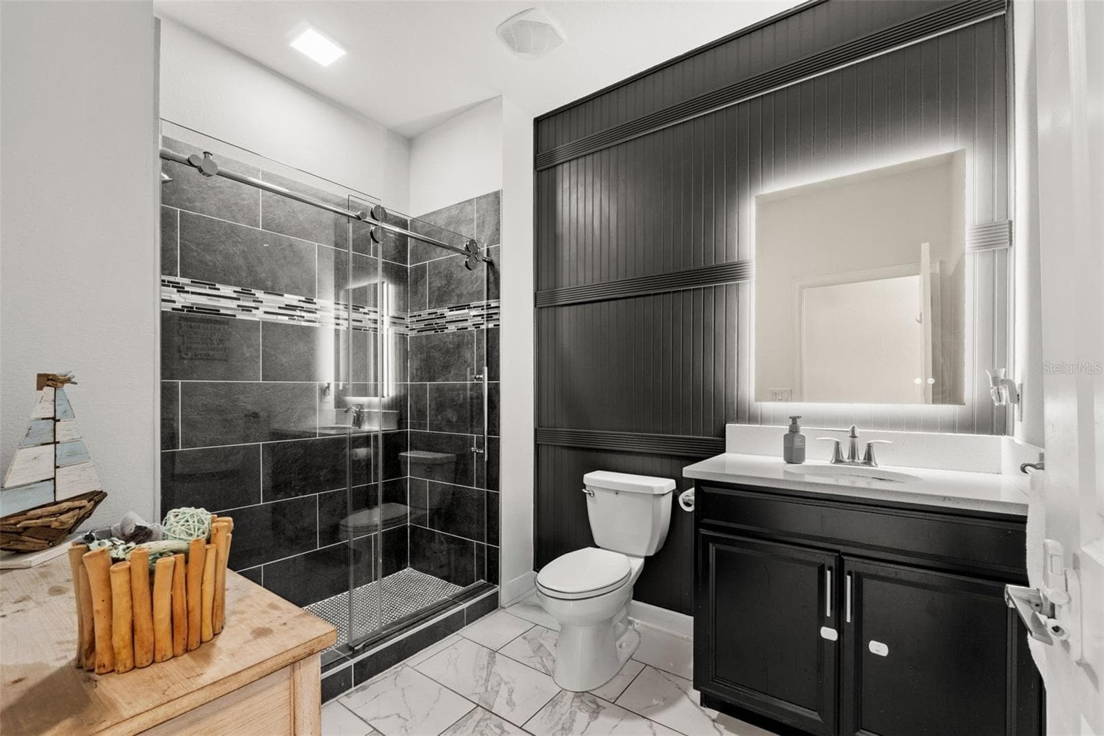 Single Family Residence at 14807 WINTER STAY DR, WINTER GARDEN, photo 9 of 55