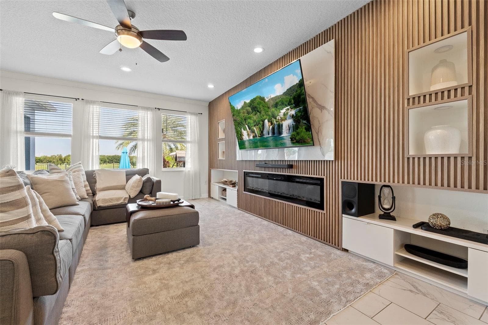 Single Family Residence at 14807 WINTER STAY DR, WINTER GARDEN, photo 10 of 55