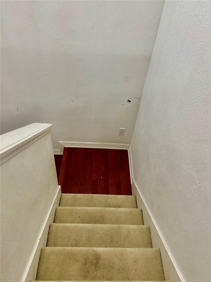 Stairway - 2325 28TH AVE E, PALMETTO