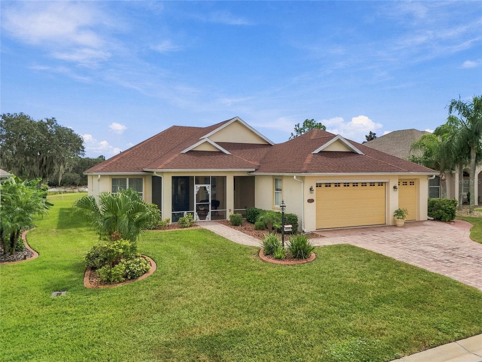 Landscaped yard - 4286 NORTH COURSE LN, AVON PARK