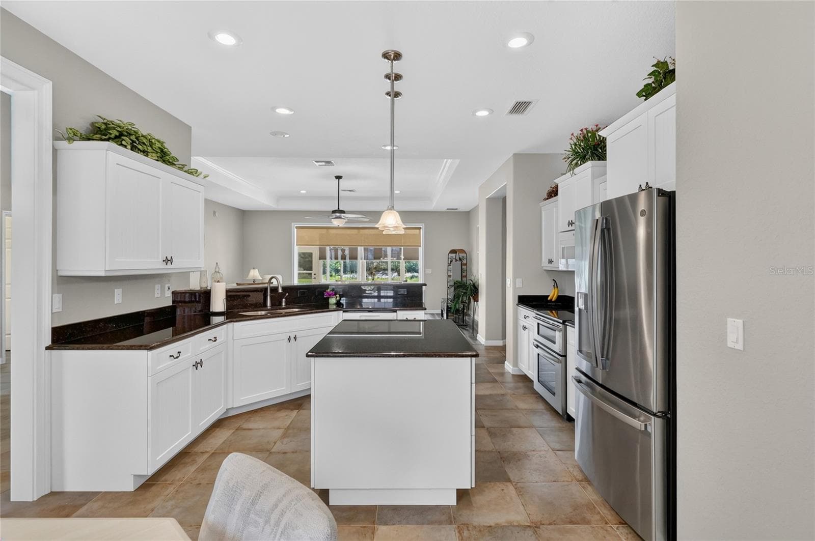 Kitchen - 4286 NORTH COURSE LN, AVON PARK