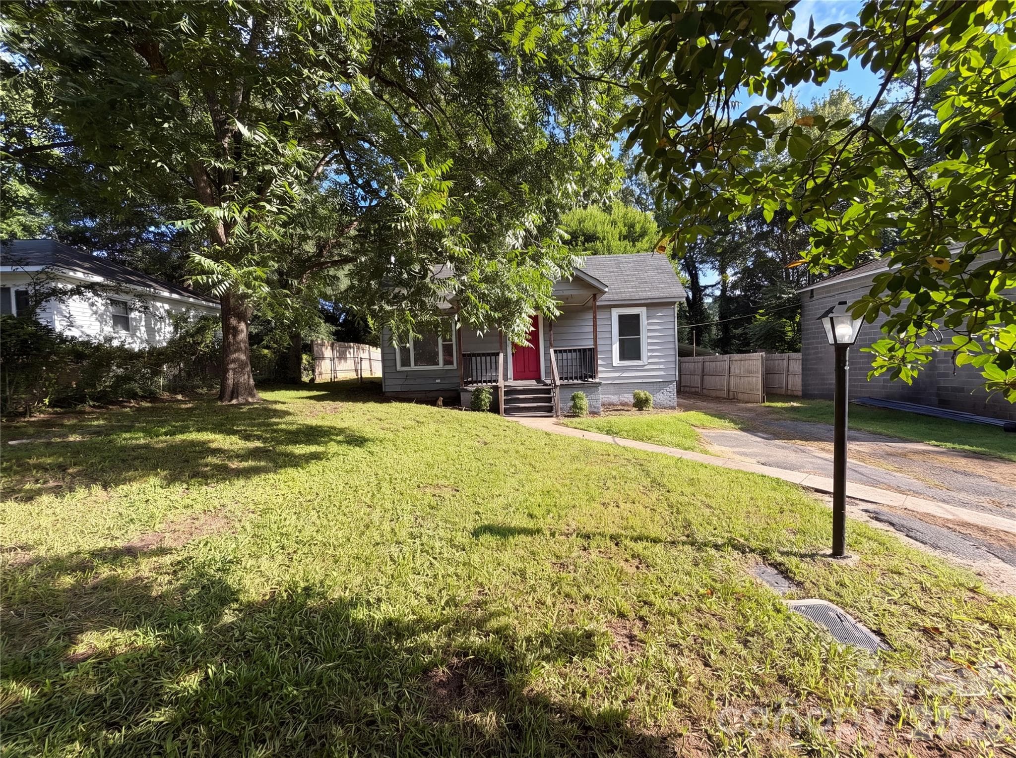 831 Fairview Street