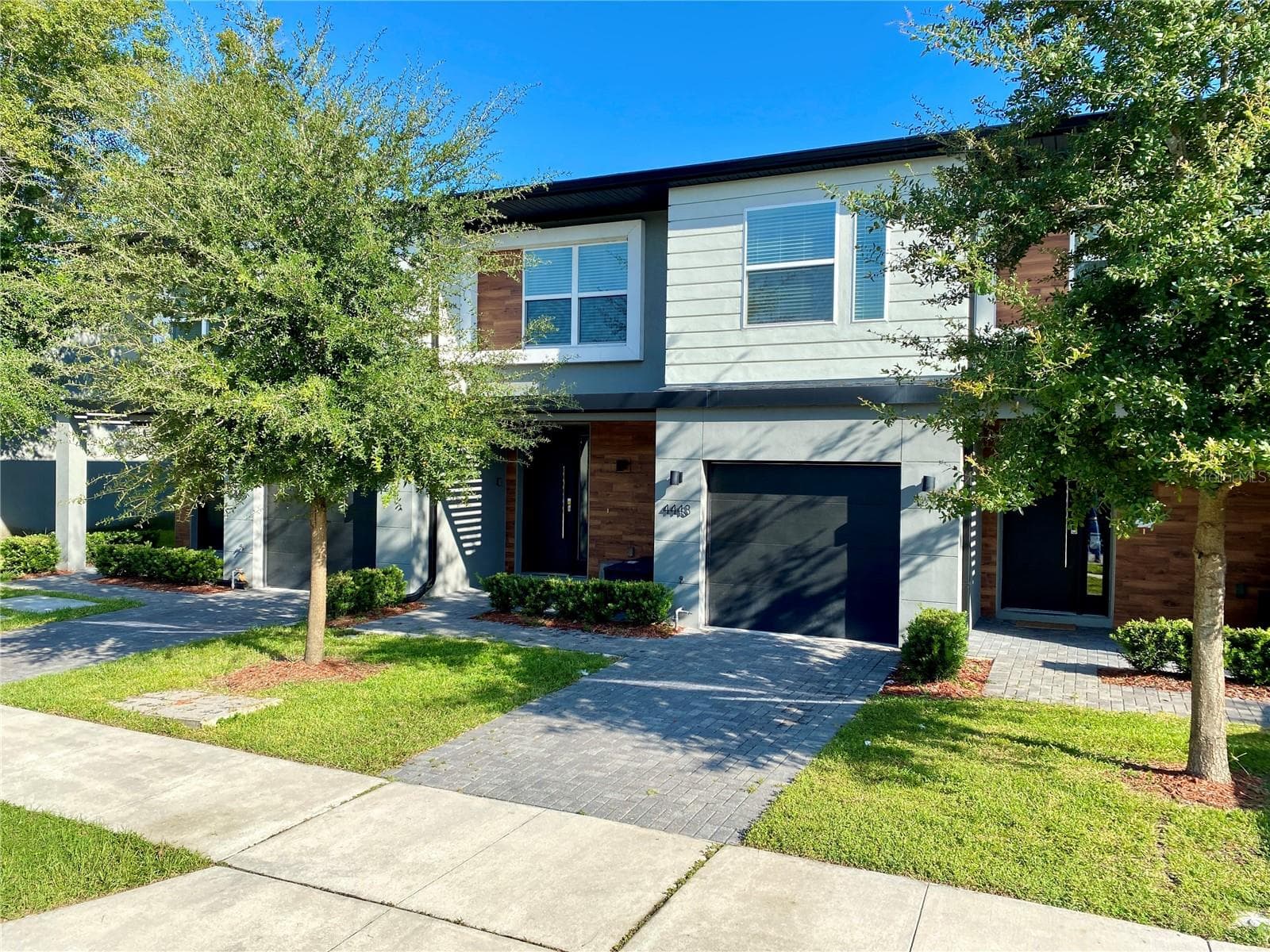 4443 LE REVE CT