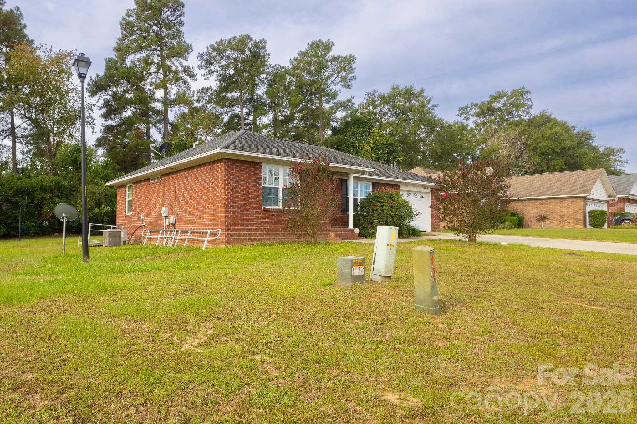 Single Family Residence at 214 Andrew Drive, Manning, photo 3 of 26