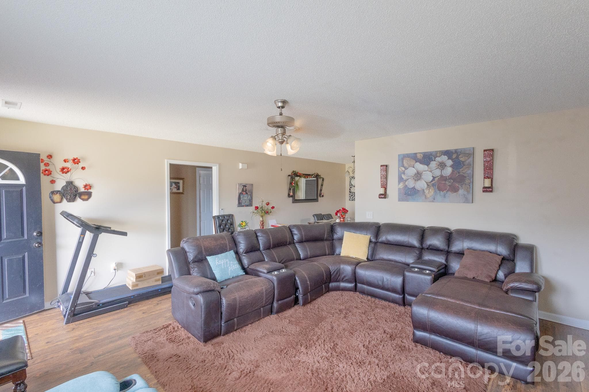 Single Family Residence at 214 Andrew Drive, Manning, photo 7 of 26